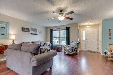 2883 Big Cone Ct, Whiteland, IN 46184 - photo 4