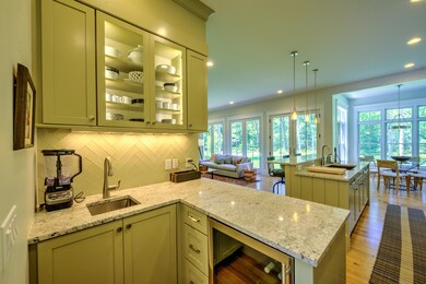 Kitchen Butler Pantry 2