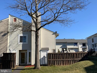 8624 Village Way unit 5, Alexandria, VA 22309 - photo 2