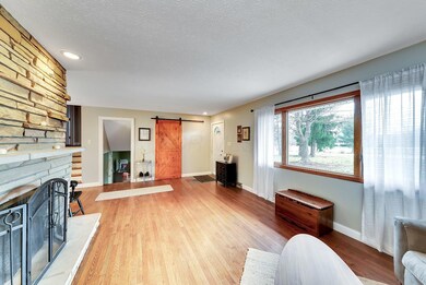 6147 Headley Rd-9Headly.blended-SMALL