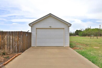 270 Tempest Ln, Abilene, TX 79602 - photo 5