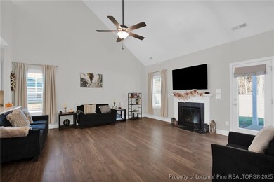 6939 Running Fox Rd, Hope Mills, NC 28348 - photo 3