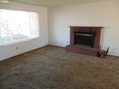 360 NE 20th Dr, Gresham, OR 97030 - photo 3