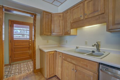 208 State St, Oregon, WI 53575 - photo 4