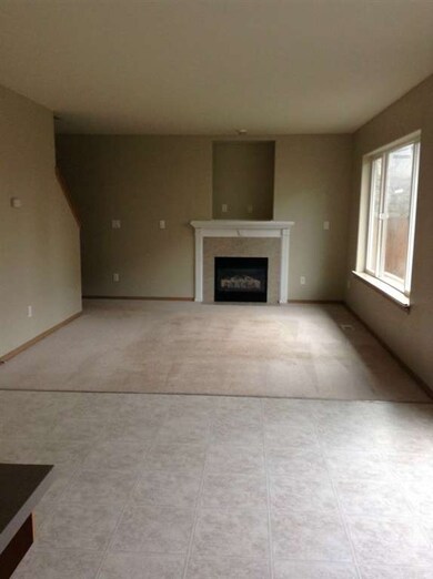 8216 186th St E, Puyallup, WA 98375 - photo 5