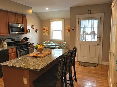 26 Cranston Ave, Newport, RI 02840 - photo 2