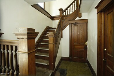 809 walnut-103
