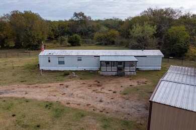 1714 NE County Road 0070, Corsicana, TX 75109 - photo 5