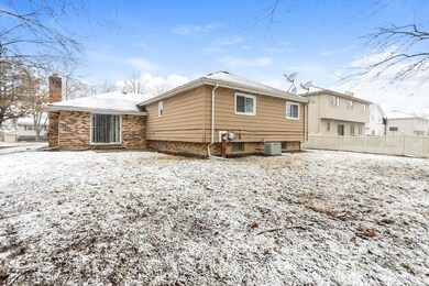 831 Hamlin Ave, Flossmoor, IL 60422 - photo 3