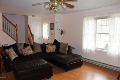 387 S Mountain Blvd, Mountain Top, PA 18707 - photo 5