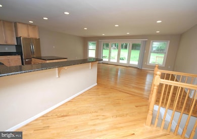 101 Kingsley Rd SE, Vienna, VA 22180 - photo 6