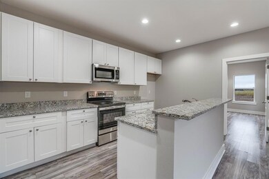 550 S Garrett Ave, Ennis, TX 75119 - photo 5