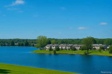 19479 Scenic Harbour Dr, Northville, MI 48167 - photo 2