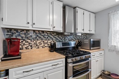 76 Ode Way unit 5, Manchester, NH 03103 - photo 3