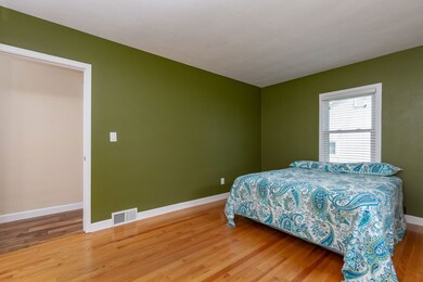 2811 Washington St, Davenport, IA 52804 - photo 7