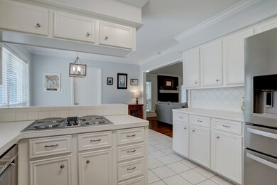 1903 Hunt Dr, Friendswood, TX 77546 - photo 6