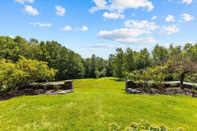 1098 Sinclair Dr, Stowe, VT 05672 - photo 4