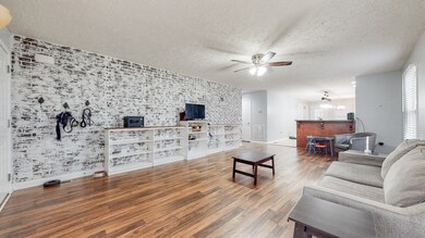 446 Woodrow St, Manchester, TN 37355 - photo 5