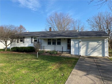 7181 Graydon Dr, North Tonawanda, NY 14120 - photo 3