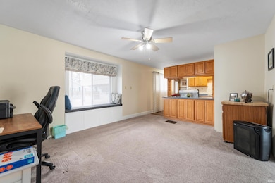 617 W 15th St, Muncie, IN 47302 - photo 7