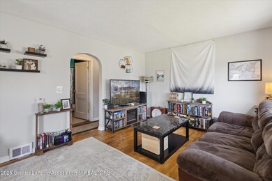 1007 Maycroft Rd, Lansing, MI 48917 - photo 5