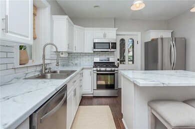 4109 Northwest Dr, Des Moines, IA 50310 - photo 7