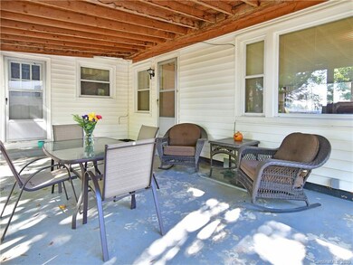 714 Club Dr, Statesville, NC 28677 - photo 6