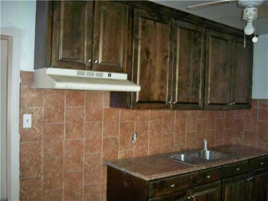 7741 Hacienda Ave, El Paso, TX 79915 - photo 5