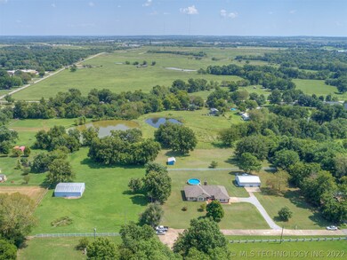 9221 S 190th East Ave, Broken Arrow, OK 74012 - photo 3