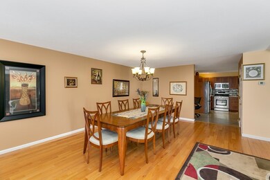 81 Arrowhead Cir, Ashland, MA 01721 - photo 4