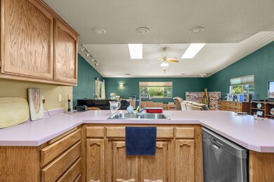 6749 Mullen Pkwy, Redding, CA 96001 - photo 7