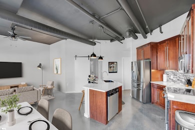 927 S Main St unit 309, Greenville, SC 29601 - photo 5