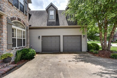 3516 N Wakefield Dr-7