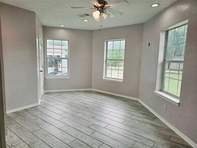 3134 Hansom Rd, Houston, TX 77038 - photo 4