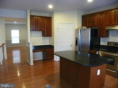 4542 Hidden Stream Ct, Owings Mills, MD 21117 - photo 7
