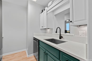 The Towers of Park Lane unit 1606, San Antonio, TX 78209 - photo 2