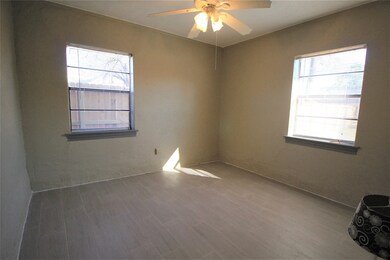7526 Moline St, Houston, TX 77087 - photo 7