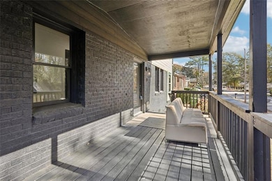 1689 Derry Ave SW, Atlanta, GA 30310 - photo 3