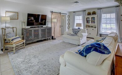 MLS LIVING ROOM NORTH