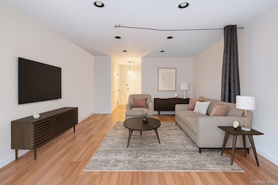 Franklin Towers unit 6K, White Plains, NY 10601 - photo 5