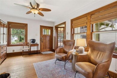 1406 47th St, Des Moines, IA 50311 - photo 3