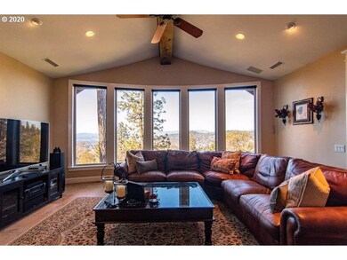 1715 NE Sunset Ln, Grants Pass, OR 97526 - photo 4