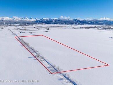 Spacious Mountain-View Lot