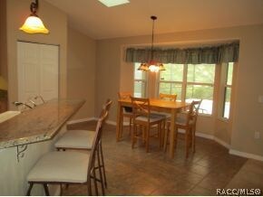 Breakfast Bar & Nook