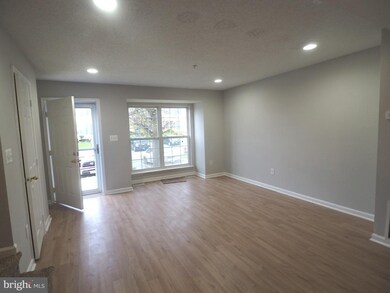 7444 Catterick Ct, Windsor Mill, MD 21244 - photo 4