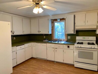 53 Sachem Dr, Sagamore Beach, MA 02562 - photo 5