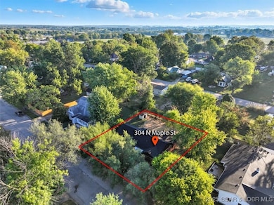 304 N Maple St, Eldon, MO 65026 - photo 7