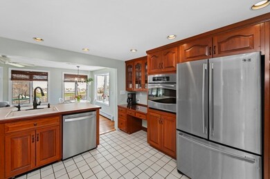 4 Sherman Place Ct, Woburn, MA 01801 - photo 7