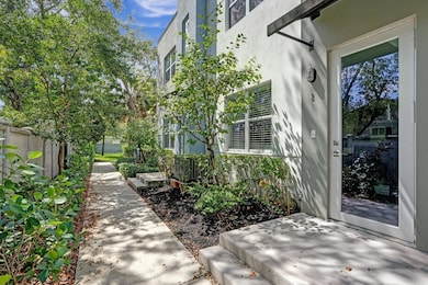 480 NE 35th Ct unit 2, Oakland Park, FL 33334 - photo 4