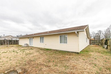 3605 Palm Tree Dr, Poplar Bluff, MO 63901 - photo 3